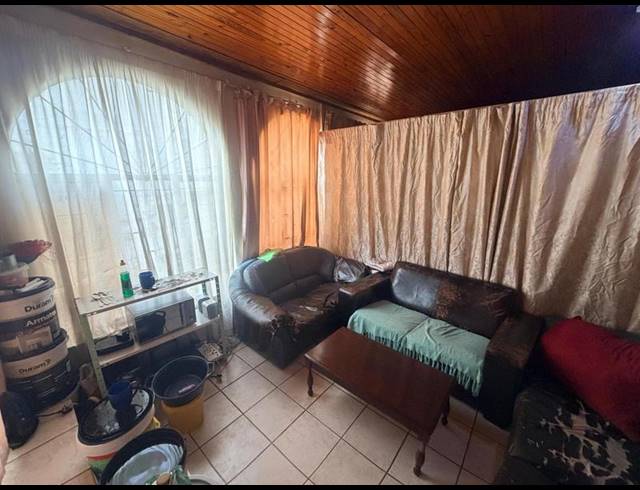 4 BEDROOM HOUSE FOR SALE IN LAUDIUM